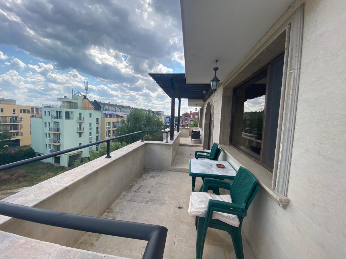 Amara Sunny Aparthotel