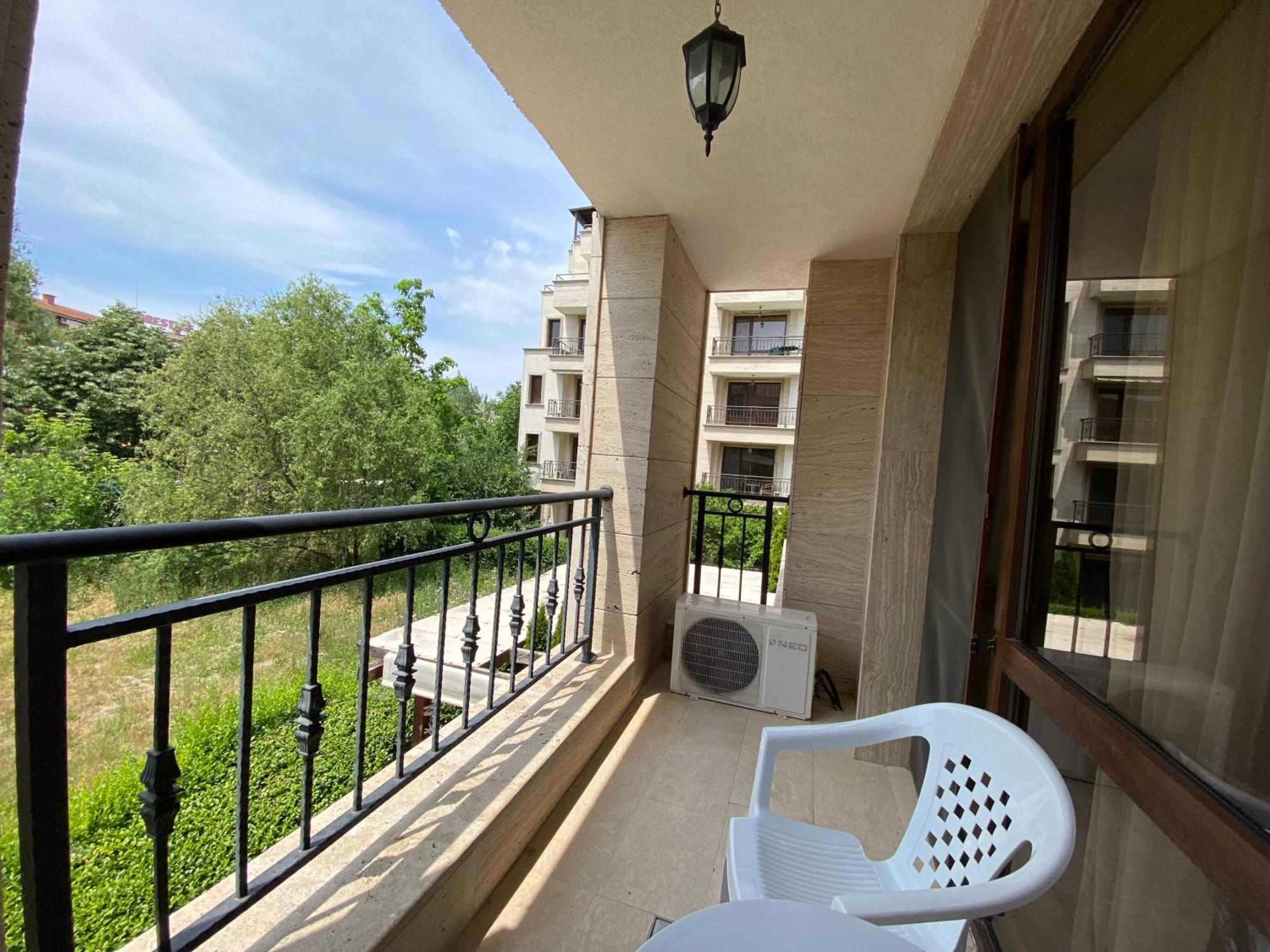 Amara Sunny Aparthotel 3*