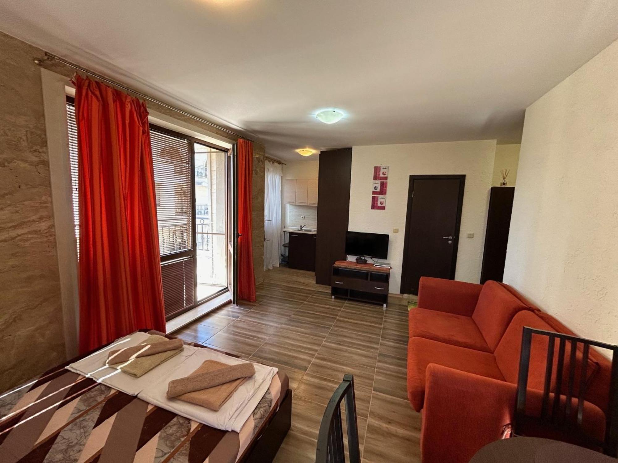 Aparthotel Amara Sunny 3*